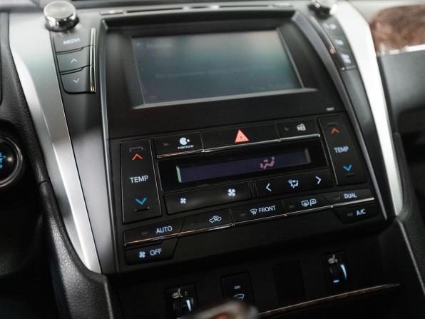 Toyota Camry VII (XV50) Рестайлинг с пробегом 2016 года, цена 2 450 000 рублей, 100234 км, седан, Автокод Объявления