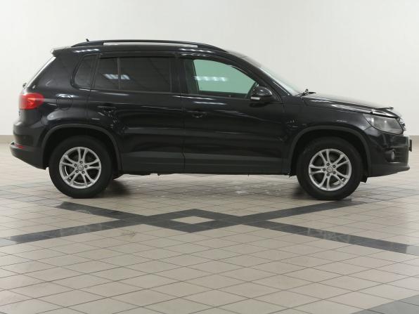 Volkswagen Tiguan I Рестайлинг с пробегом 2012 года, цена 916 000 рублей, 215000 км, внедорожник, Автокод Объявления