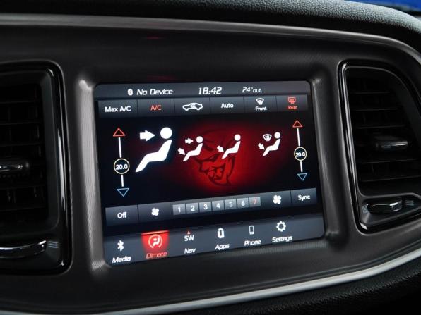 Dodge Challenger III Рестайлинг 2 с пробегом 2022 года, цена 3 828 434 рубля, 63006 км, купе, Автокод Объявления