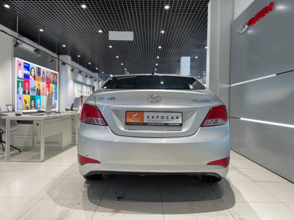 Hyundai Solaris I Рестайлинг с пробегом 2014 года, цена 600 000 рублей, 200000 км, седан, Автокод Объявления
