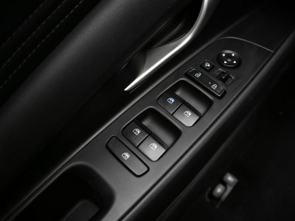 Hyundai Elantra VII (CN7) с пробегом 2022 года, цена 2 190 000 рублей, 55838 км, седан, Автокод Объявления