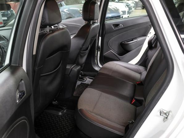 Opel Astra J Рестайлинг с пробегом 2012 года, цена 729 000 рублей, 220000 км, хэтчбек, Автокод Объявления
