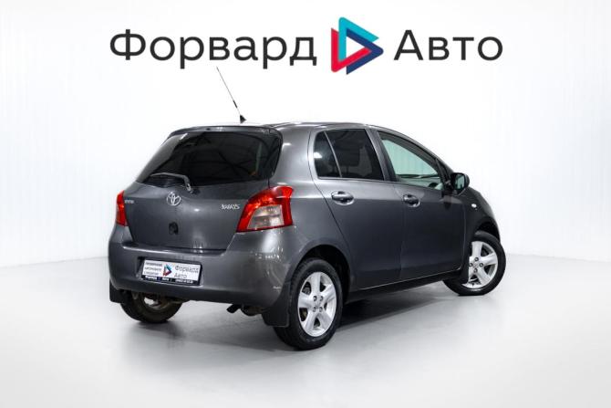 Toyota Yaris II с пробегом 2008 года, цена 499 000 рублей, 127127 км, хэтчбек, Автокод Объявления