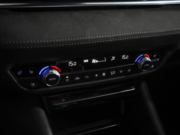 Mazda 6 III (GJ) Рестайлинг 2 с пробегом 2018 года, цена 2 549 000 рублей, 130000 км, седан, Автокод Объявления
