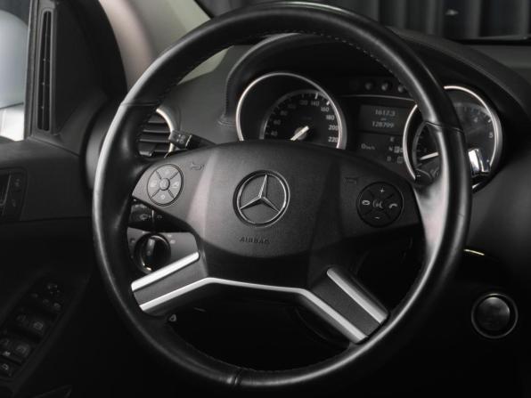 Mercedes-Benz GL-Класс I (X164) Рестайлинг с пробегом 2012 года, цена 2 999 000 рублей, 128799 км, внедорожник, Автокод Объявления
