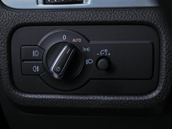 Volkswagen Touareg II Рестайлинг с пробегом 2016 года, цена 2 759 000 рублей, 291022 км, внедорожник, Автокод Объявления