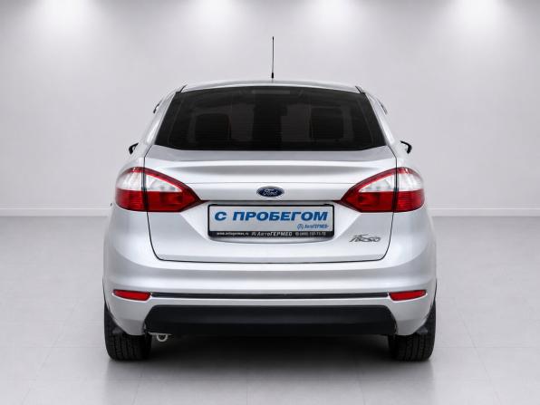 Ford Fiesta Mk6 Рестайлинг с пробегом 2015 года, цена 689 000 рублей, 207471 км, седан, Автокод Объявления
