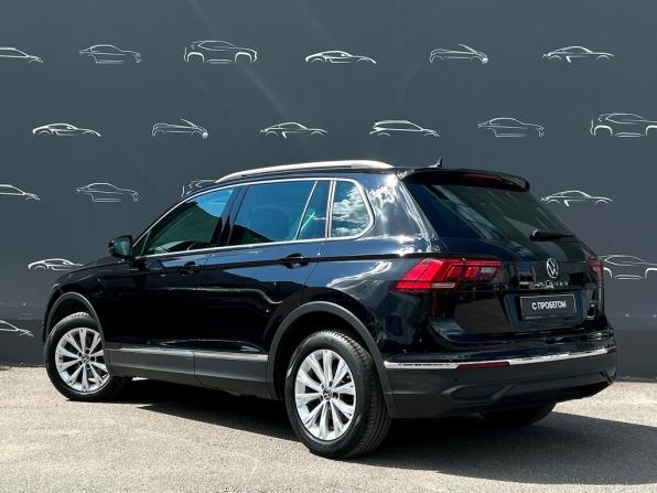 Volkswagen Tiguan II Рестайлинг с пробегом 2021 года, цена 2 450 300 рублей, 63141 км, внедорожник, Автокод Объявления