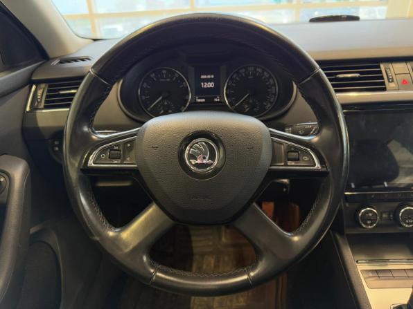 Skoda Octavia III (A7) с пробегом 2013 года, цена 1 170 000 рублей, 158000 км, лифтбек, Автокод Объявления