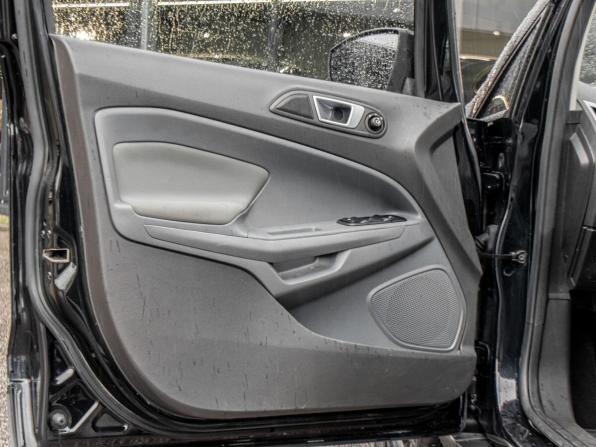 Ford EcoSport II с пробегом 2017 года, цена 987 000 рублей, 101854 км, внедорожник, Автокод Объявления