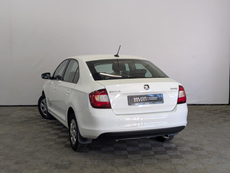 Skoda Rapid I Рестайлинг Москва  - изображение 10