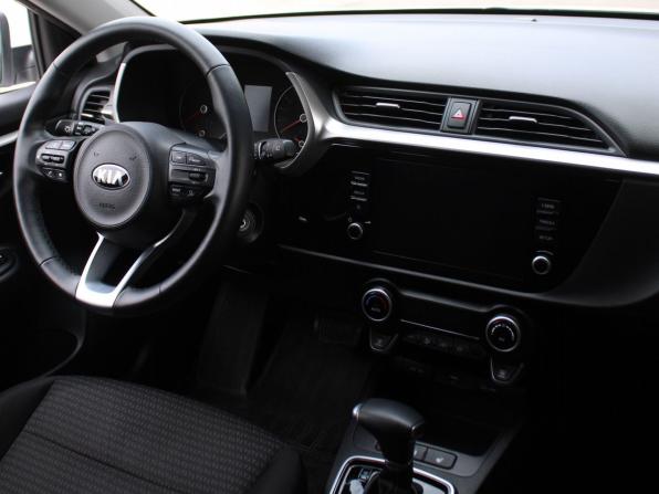 Kia Rio IV Рестайлинг с пробегом 2021 года, цена 1 899 000 рублей, 48326 км, хэтчбек, Автокод Объявления