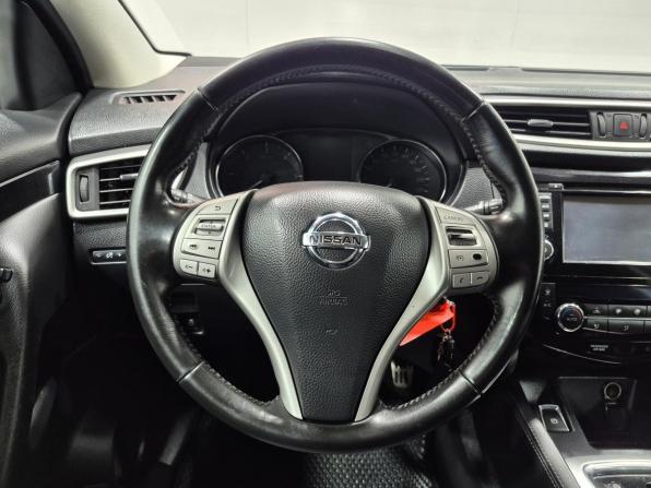 Nissan Qashqai II с пробегом 2015 года, цена 1 415 000 рублей, 159490 км, внедорожник, Автокод Объявления