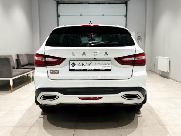 Lada (ВАЗ) Vesta I Рестайлинг (NG) с пробегом 2024 года, цена 1 629 292 рубля, 16189 км, универсал, Автокод Объявления