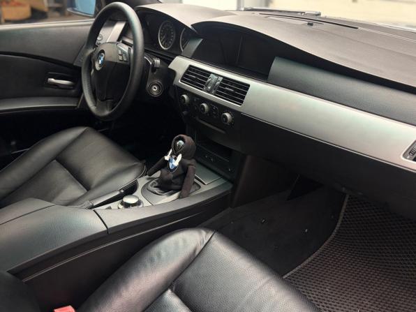 BMW 5 серии V (E60/E61) с пробегом 2004 года, цена 939 000 рублей, 379272 км, седан, Автокод Объявления