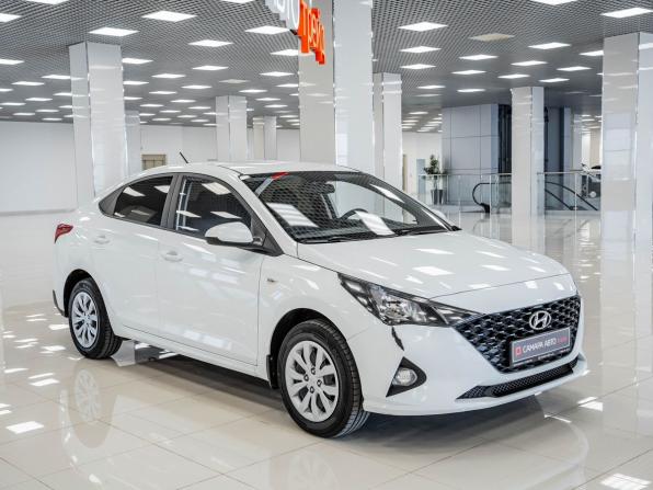 Hyundai Solaris II Рестайлинг с пробегом 2020 года, цена 1 456 000 рублей, 51885 км, седан, Автокод Объявления