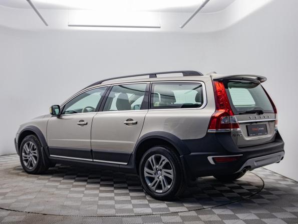 Volvo XC70 II Рестайлинг с пробегом 2013 года, цена 1 734 000 рублей, 215391 км, универсал, Автокод Объявления