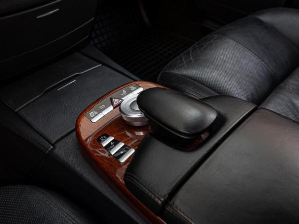 Mercedes-Benz S-Класс V (W221) с пробегом 2006 года, цена 1 690 000 рублей, 367431 км, седан, Автокод Объявления