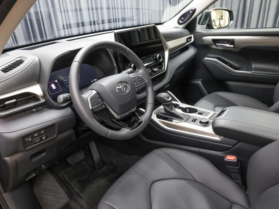 Toyota Highlander IV (XU70) Москва  - изображение 17