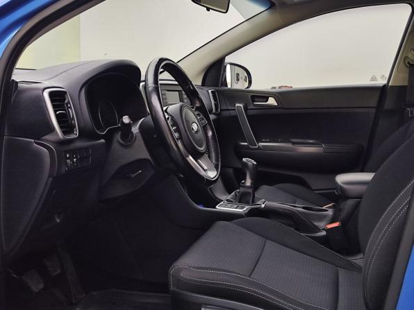 Kia Sportage IV Рестайлинг с пробегом 2018 года, цена 1 899 000 рублей, 122000 км, внедорожник, Автокод Объявления