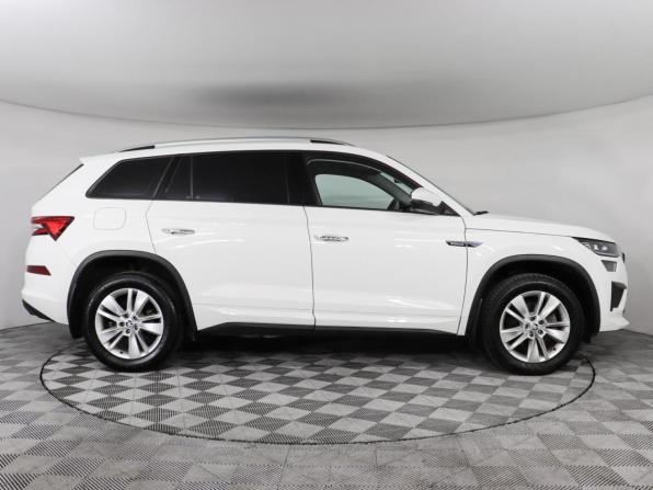 Skoda Kodiaq I Рестайлинг с пробегом 2022 года, цена 3 599 000 рублей, 56107 км, внедорожник, Автокод Объявления
