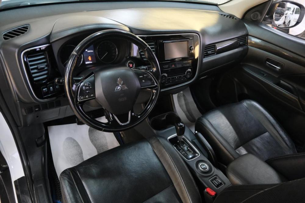 Mitsubishi Outlander III Рестайлинг 2 Омск  - изображение 12