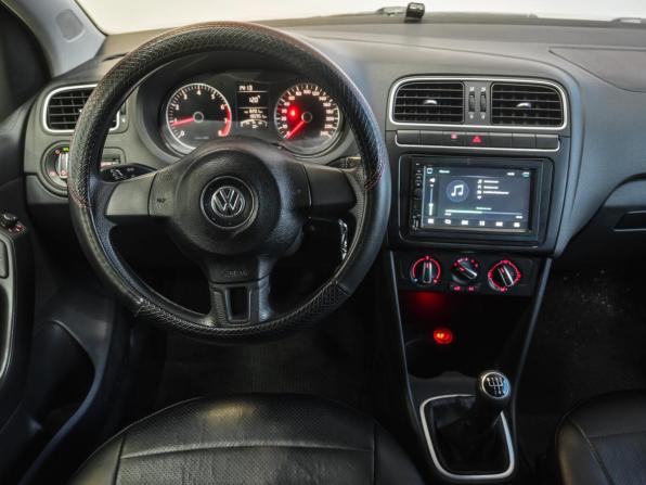 Volkswagen Polo V с пробегом 2011 года, цена 669 000 рублей, 180951 км, хэтчбек, Автокод Объявления