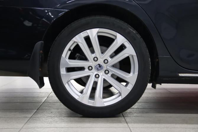Toyota Camry VII (XV50) с пробегом 2012 года, цена 1 295 950 рублей, 277120 км, седан, Автокод Объявления