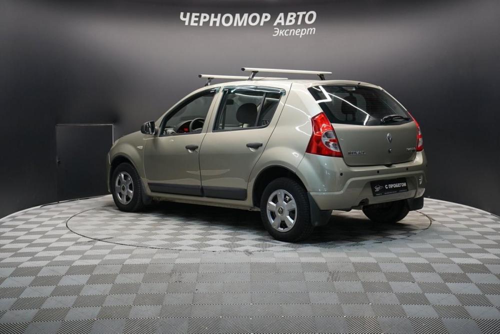 Renault Sandero I Крым  - изображение 3