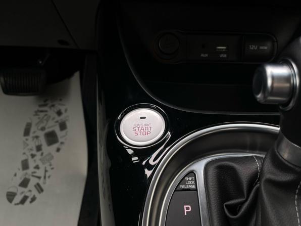 Kia Soul II Рестайлинг с пробегом 2017 года, цена 1 700 000 рублей, 44376 км, хэтчбек, Автокод Объявления