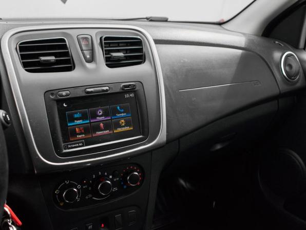Renault Sandero II Рестайлинг с пробегом 2019 года, цена 1 320 000 рублей, 55180 км, хэтчбек, Автокод Объявления