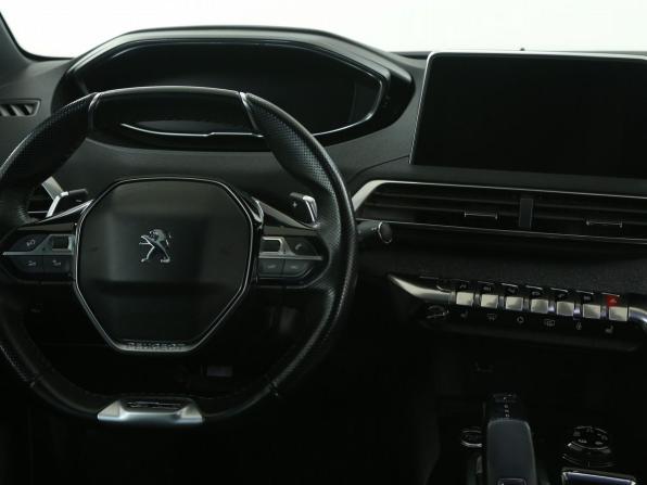Peugeot 3008 II с пробегом 2018 года, цена 1 885 000 рублей, 115000 км, внедорожник, Автокод Объявления