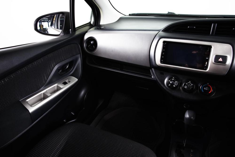 Toyota Vitz III (XP130) Рестайлинг Пермь  - изображение 15