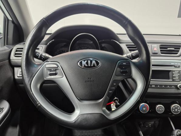 Kia Rio III Рестайлинг с пробегом 2017 года, цена 1 284 000 рублей, 87000 км, седан, Автокод Объявления