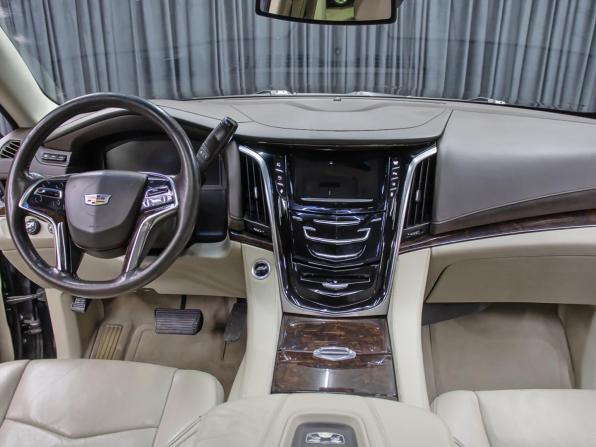 Cadillac Escalade IV с пробегом 2015 года, цена 3 149 000 рублей, 202253 км, внедорожник, Автокод Объявления