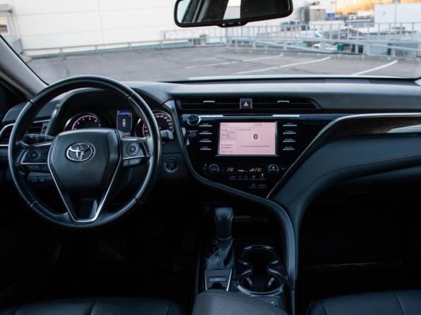 Toyota Camry VIII (XV70) с пробегом 2018 года, цена 2 390 000 рублей, 175459 км, седан, Автокод Объявления