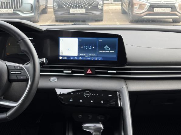 Hyundai Elantra VII (CN7) с пробегом 2022 года, цена 1 999 000 рублей, 90000 км, седан, Автокод Объявления