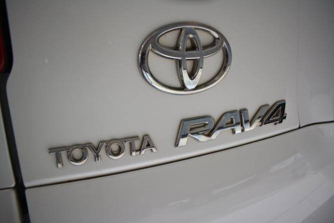 Toyota RAV4 III (XA30) Рестайлинг с пробегом 2011 года, цена 1 249 000 рублей, 243670 км, внедорожник, Автокод Объявления
