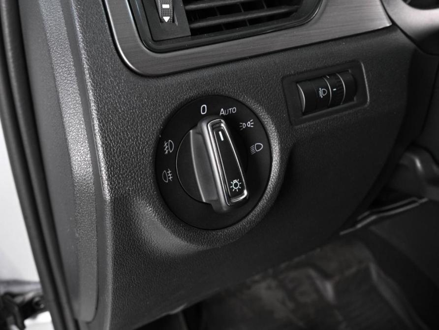 Skoda Rapid I Рестайлинг Ростов-на-Дону  - изображение 17