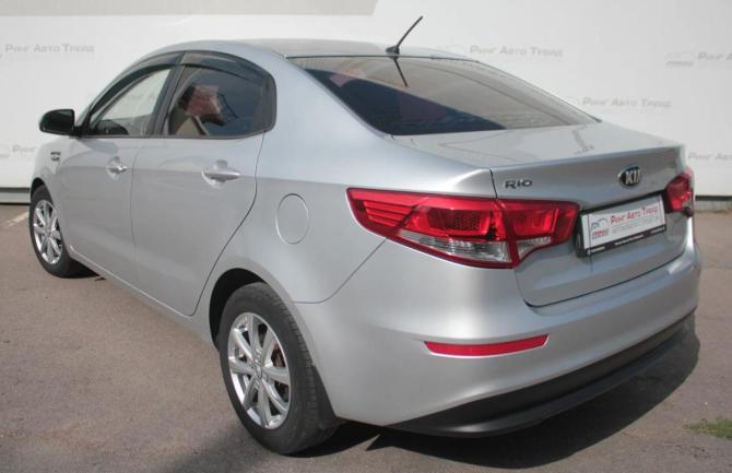 Kia Rio III Рестайлинг с пробегом 2016 года, цена 890 000 рублей, 178209 км, седан, Автокод Объявления
