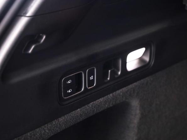 Li Auto (Lixiang) L7 I с пробегом 2023 года, цена 5 699 000 рублей, 77340 км, внедорожник, Автокод Объявления