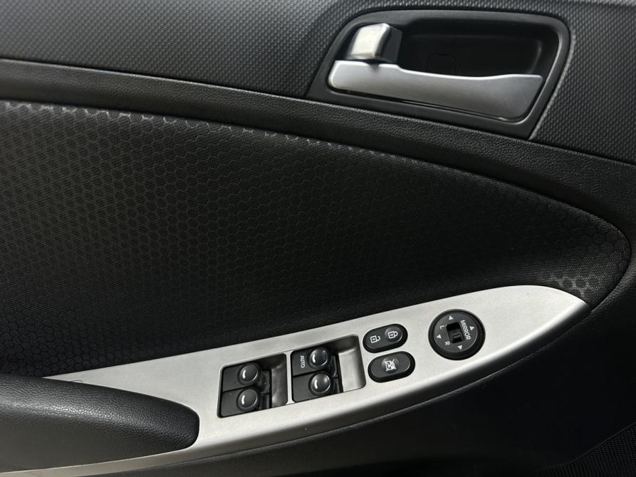 Hyundai Solaris I Рестайлинг Москва  - изображение 15