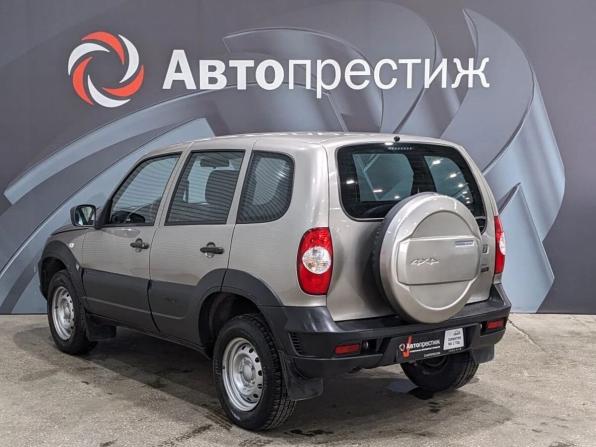 Chevrolet Niva I Рестайлинг с пробегом 2019 года, цена 720 000 рублей, 83000 км, внедорожник, Автокод Объявления