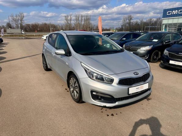 Kia Ceed II Рестайлинг с пробегом 2016 года, цена 1 019 000 рублей, 219527 км, хэтчбек, Автокод Объявления