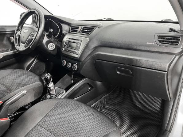 Kia Rio III Рестайлинг с пробегом 2016 года, цена 882 000 рублей, 247221 км, седан, Автокод Объявления