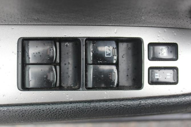 Nissan Tiida I с пробегом 2010 года, цена 617 000 рублей, 280317 км, хэтчбек, Автокод Объявления