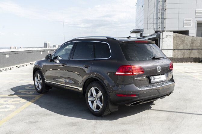 Volkswagen Touareg II с пробегом 2012 года, цена 1 720 000 рублей, 240232 км, внедорожник, Автокод Объявления