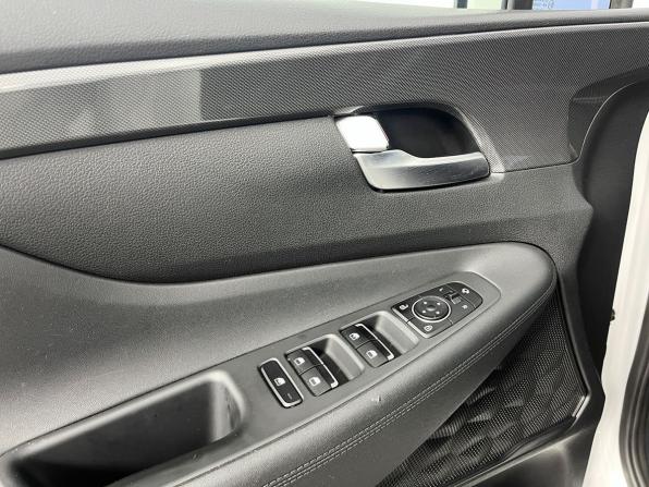 Hyundai Santa Fe IV Рестайлинг с пробегом 2021 года, цена 3 432 000 рублей, 100257 км, внедорожник, Автокод Объявления