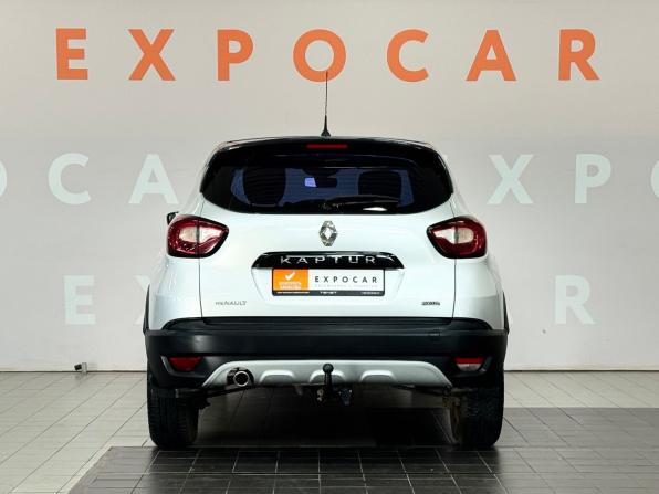 Renault Kaptur I с пробегом 2016 года, цена 1 255 000 рублей, 180000 км, внедорожник, Автокод Объявления