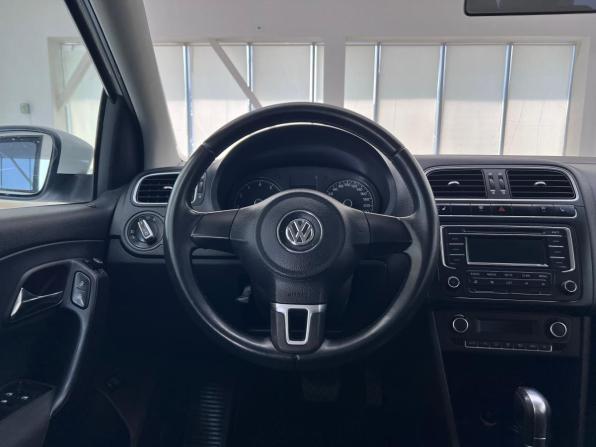Volkswagen Polo V с пробегом 2012 года, цена 730 000 рублей, 248300 км, седан, Автокод Объявления